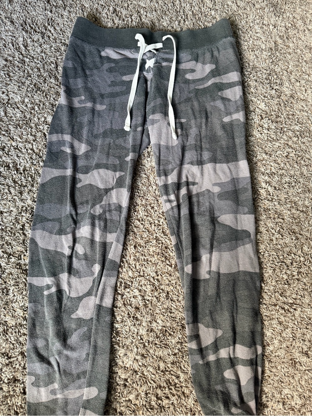 SO Women's Camo Track Pants in Gray & Olive